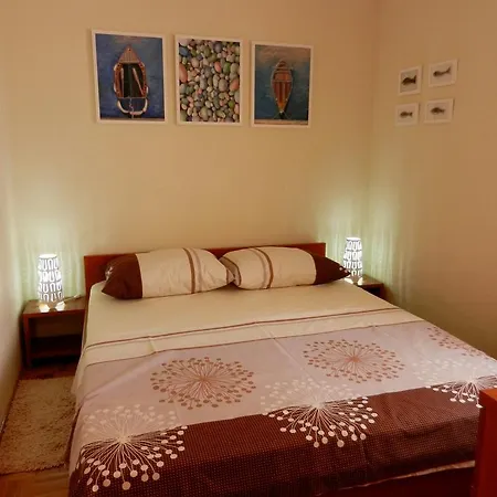 아파트 Apartment Premantura 프레멘투라