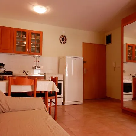 아파트 Apartment Premantura